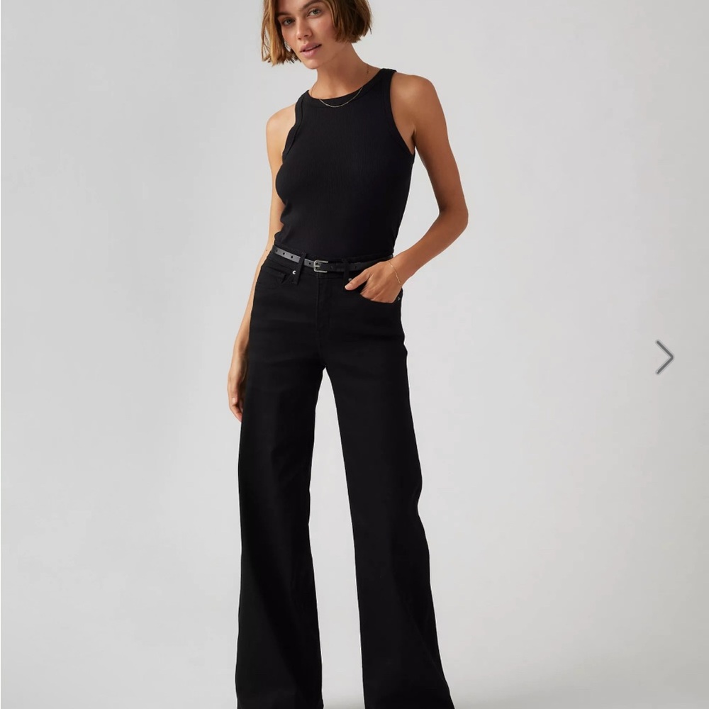 Levi’s Shaping Wide Leg Black Jeans